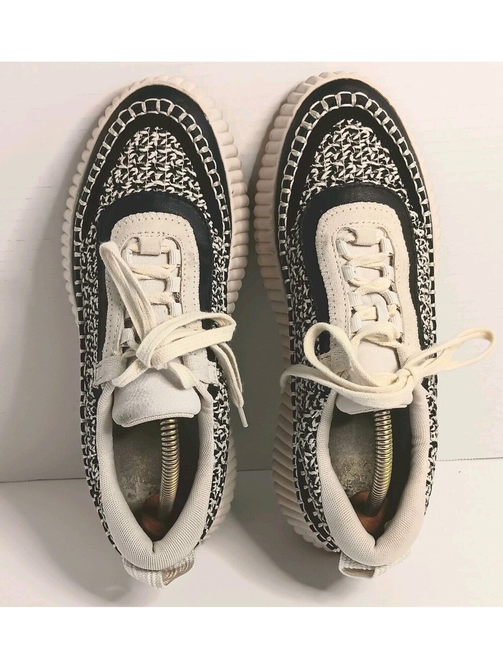 Dolce Vita Dolen Black/Cream Woven Knit Platform Sneakers Size 9 Boho Chunky - Picture 5 of 9